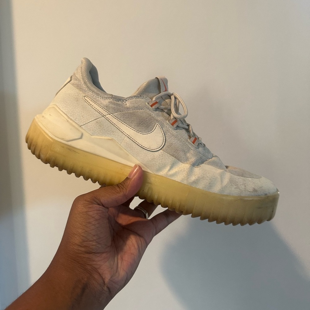 Nike Cream and Tan Sneakers